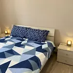 Charming Townhouse In By Assetflow Pro