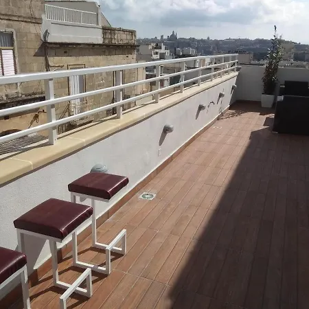 Charming Townhouse In By Assetflow Pro *