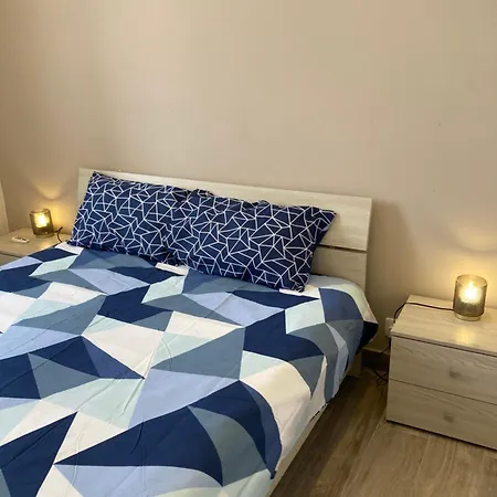 Charming Townhouse In By Assetflow Pro