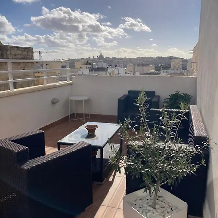 Lägenhet Charming Townhouse In By Assetflow Pro Sliema