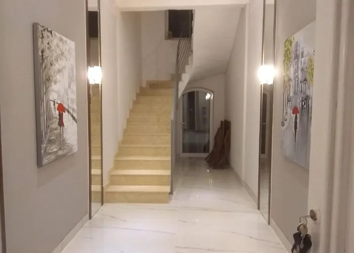 Charming Townhouse In By Assetflow Pro Apartment *