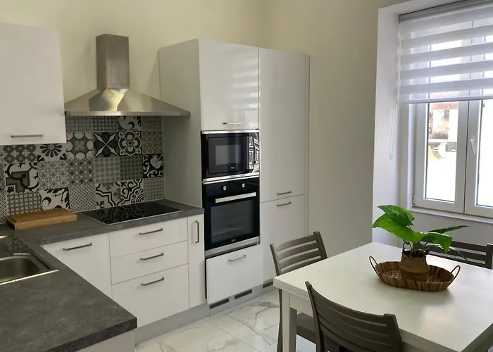 Apartment Charming Townhouse In By Assetflow Pro *