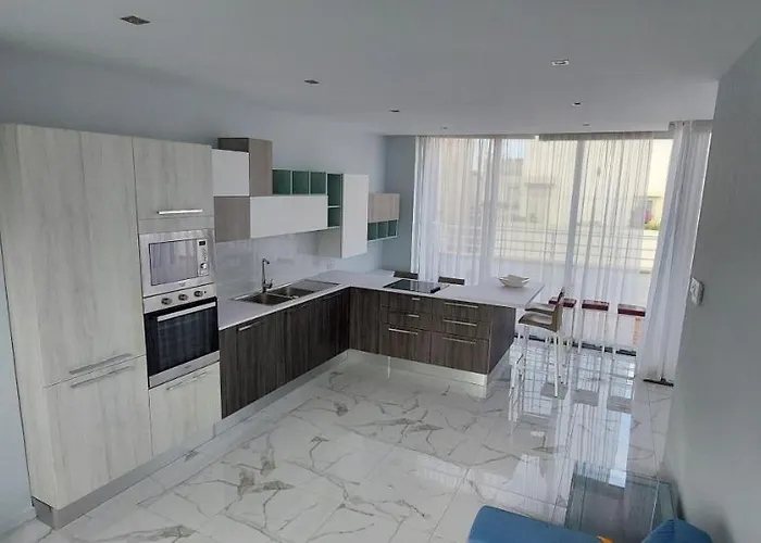 Charming Townhouse In By Assetflow Pro Sliema