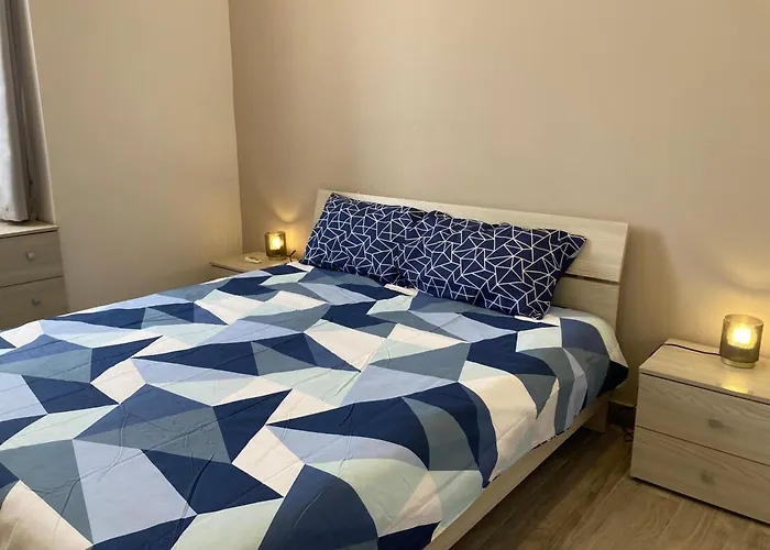 Charming Townhouse In By Assetflow Pro *