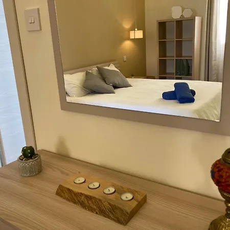 Charming Townhouse In By Assetflow Pro 公寓